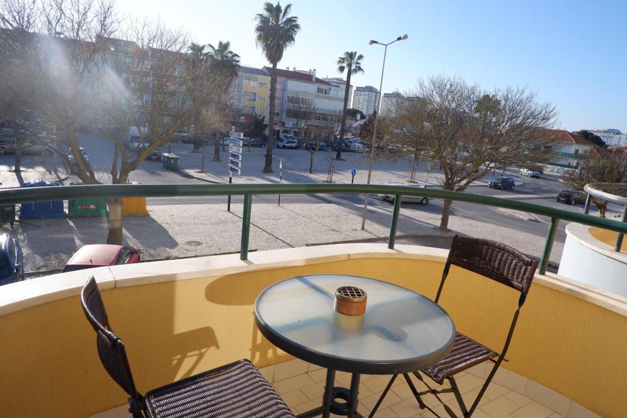 Apartamento Baleia Leilighet Costa de Caparica Eksteriør bilde